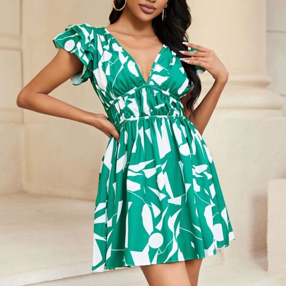 Chicways Boutique Baby Doll Style Ruffle Sleeve Mini Dress Medium